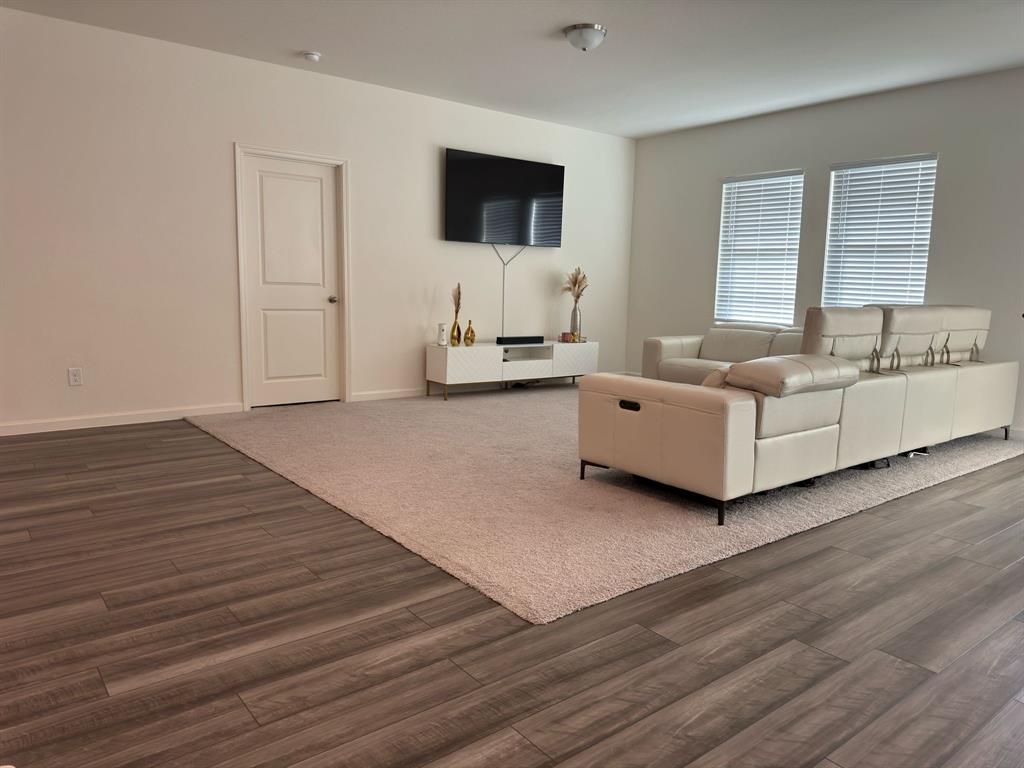 MCPHERSON VILLAGE - Residential Lease