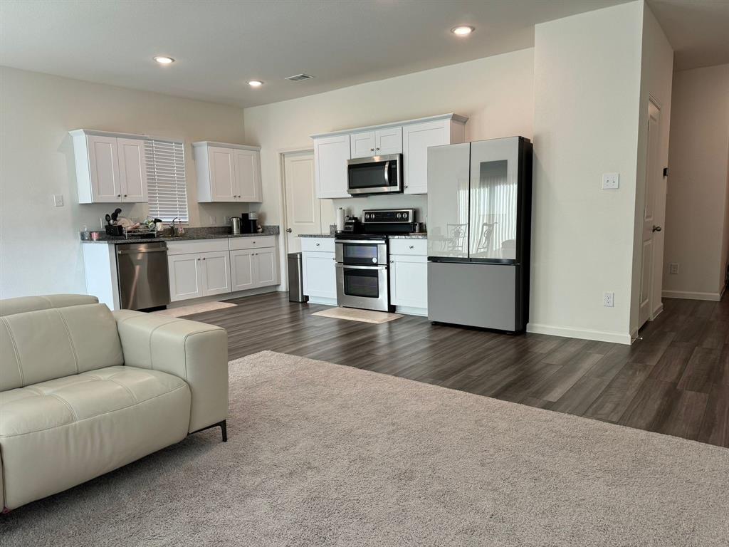 MCPHERSON VILLAGE - Residential Lease