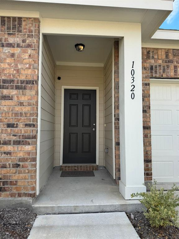 MCPHERSON VILLAGE - Residential Lease
