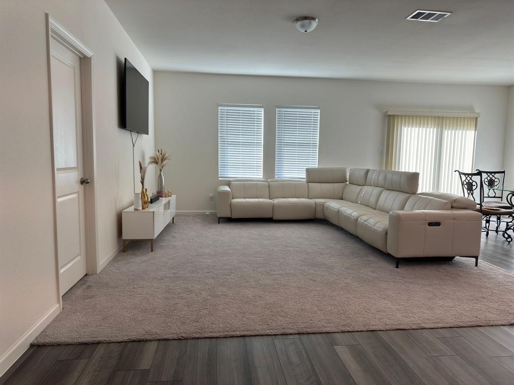 MCPHERSON VILLAGE - Residential Lease