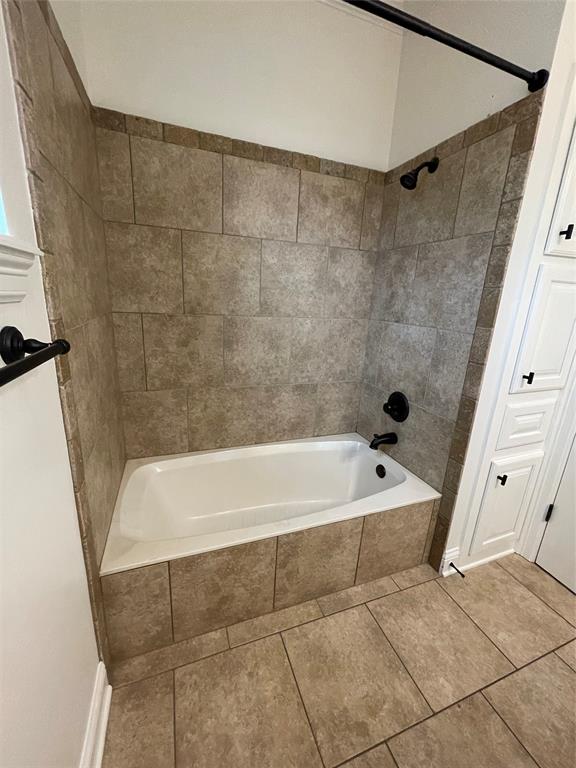 Rosedale Place #14 - Residential Lease