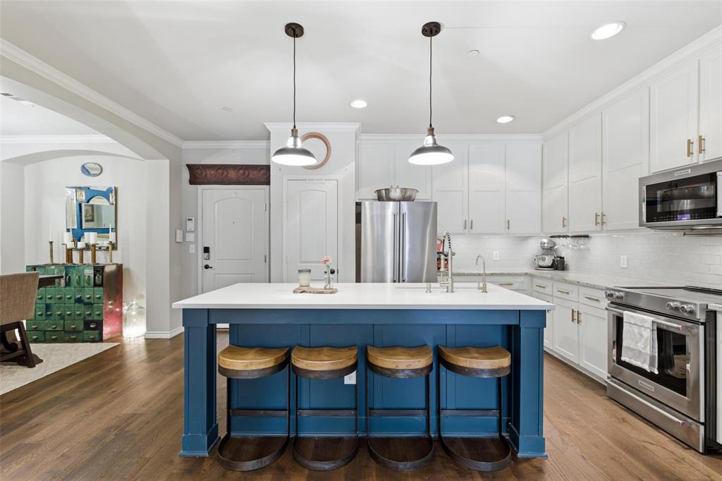Westview Condos - Residential