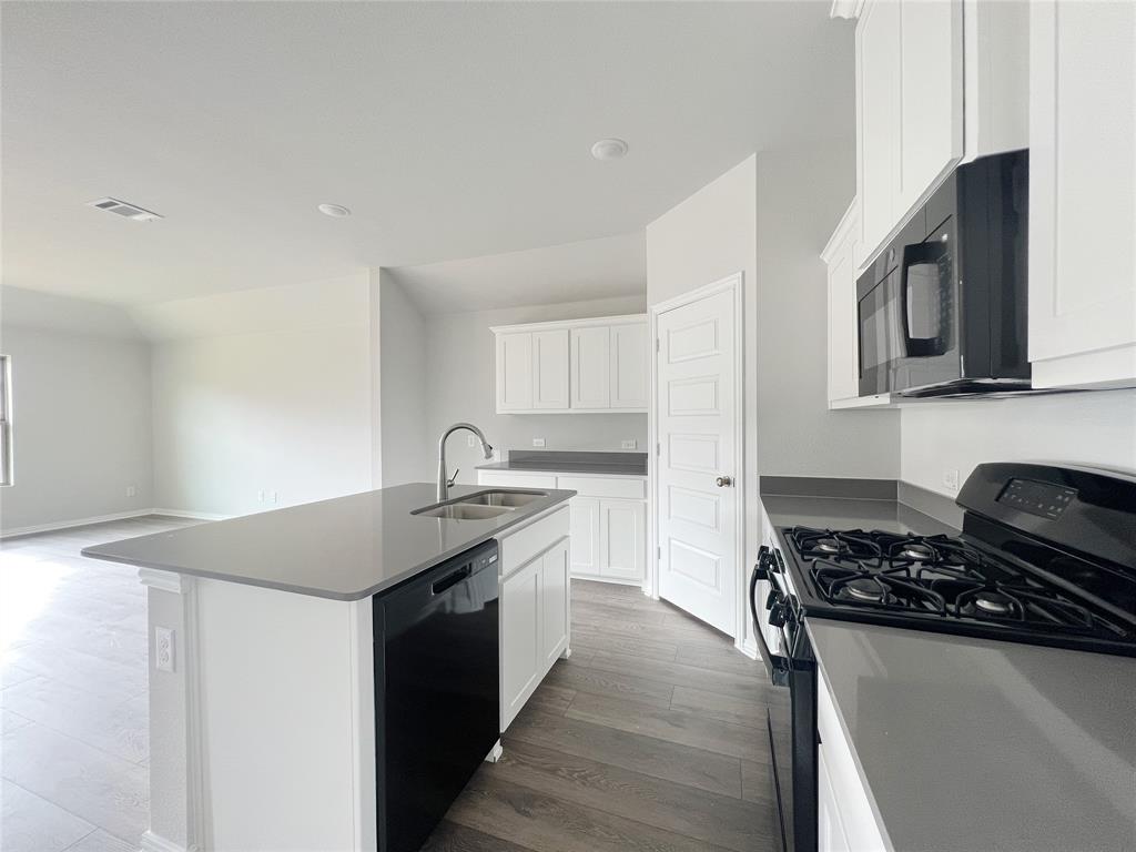 Rolling Rdg Ph 1 - Residential Lease