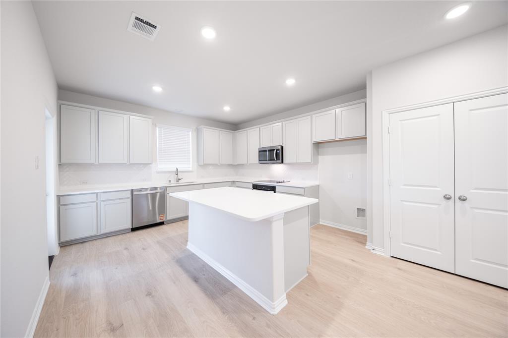 Churchill - Residential
