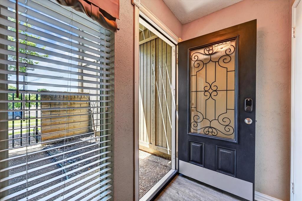 Oak Shadows Townhomes - Residential