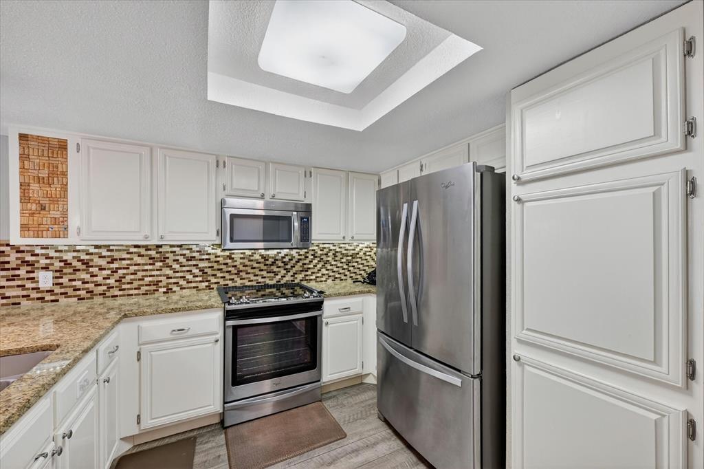 Oak Shadows Townhomes - Residential