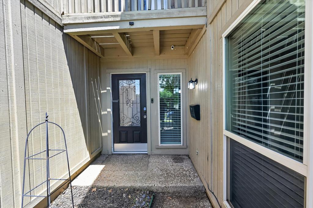 Oak Shadows Townhomes - Residential