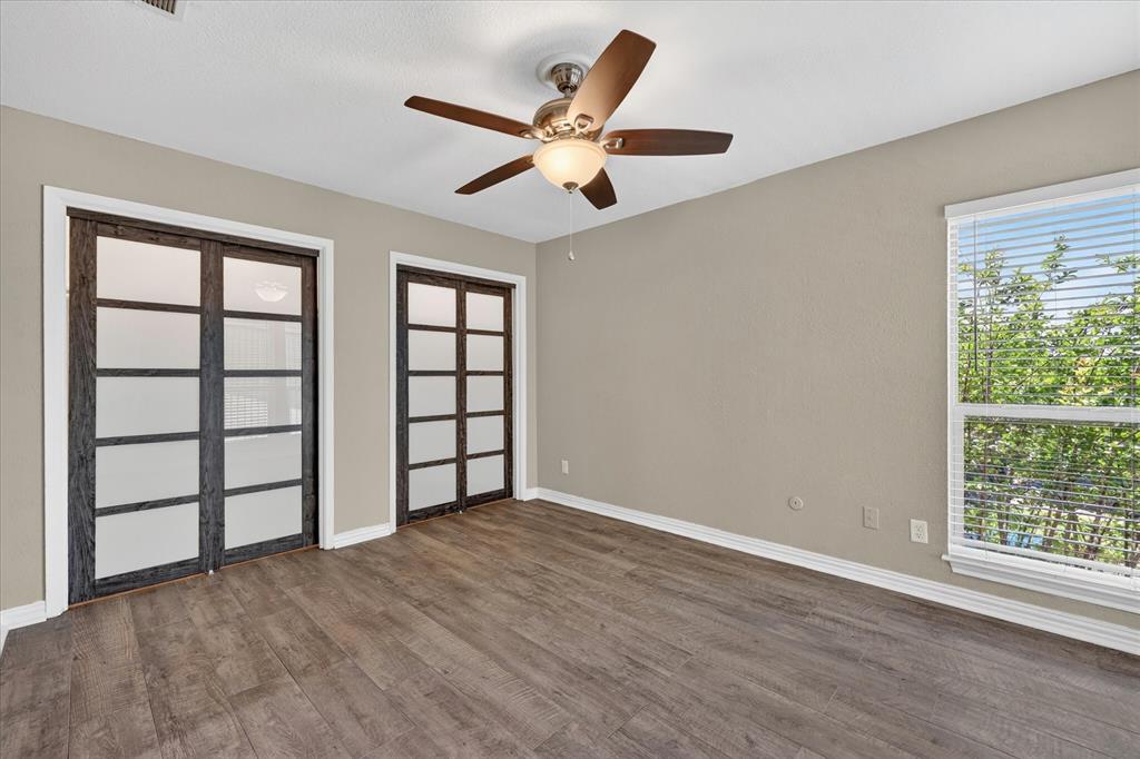 Oak Shadows Townhomes - Residential