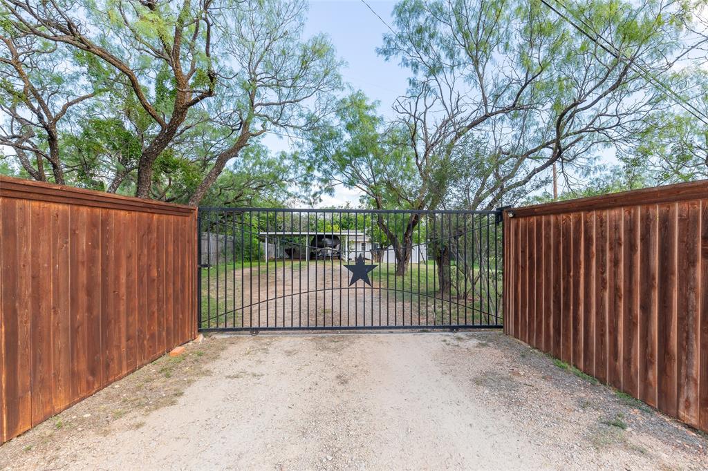 T & P Rr Co Lands Surv #7 - Residential