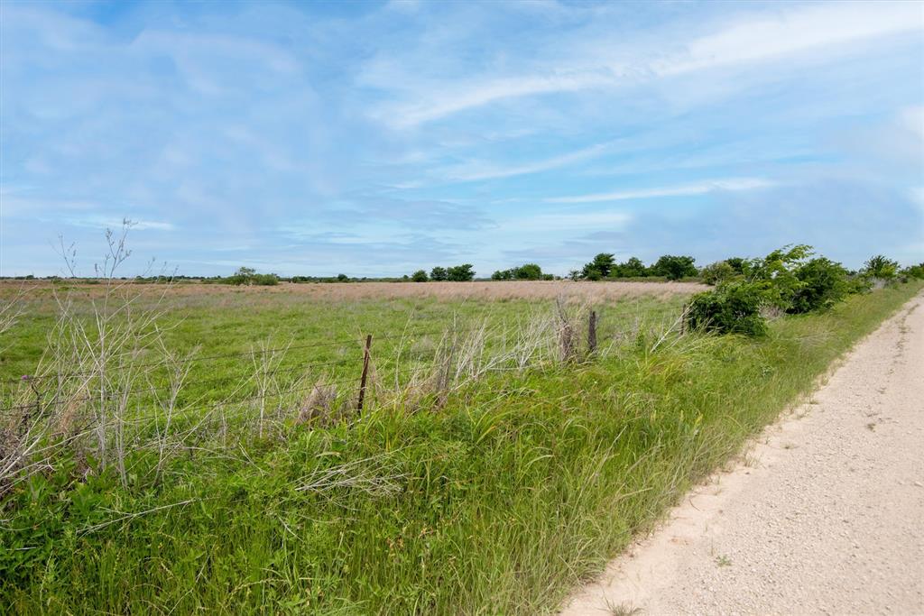 Robertson - Land