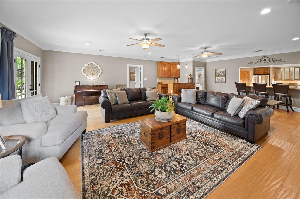 Emerald Bay - Residential