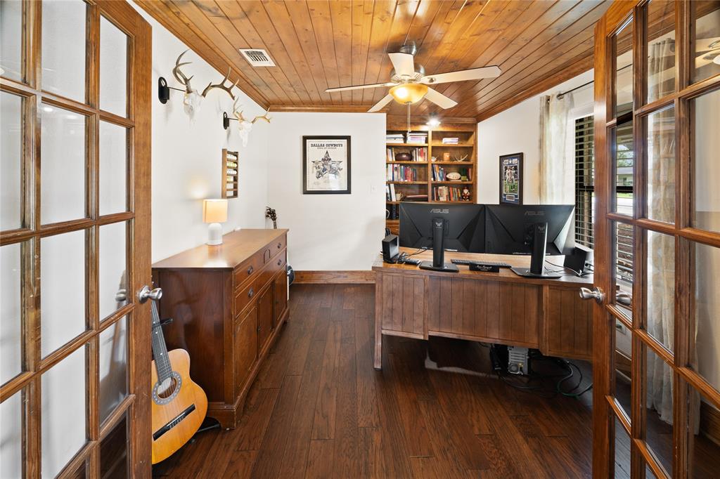 Emerald Bay - Residential