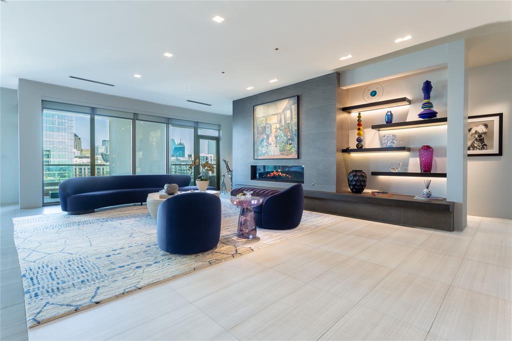 Stoneleigh Residences - Residential