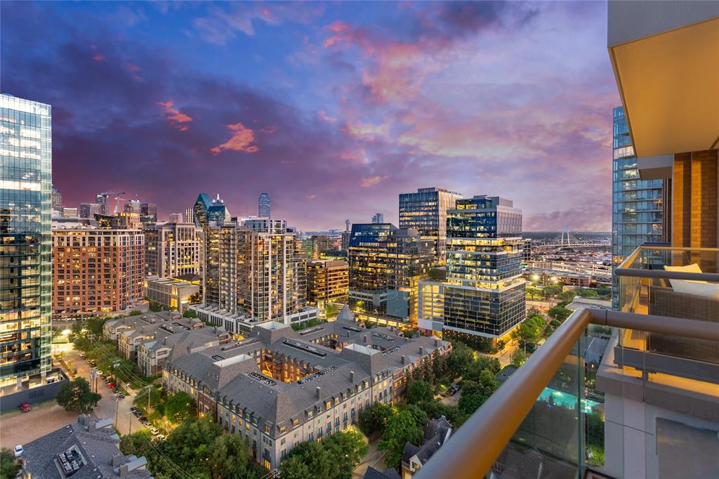 Stoneleigh Residences - Residential