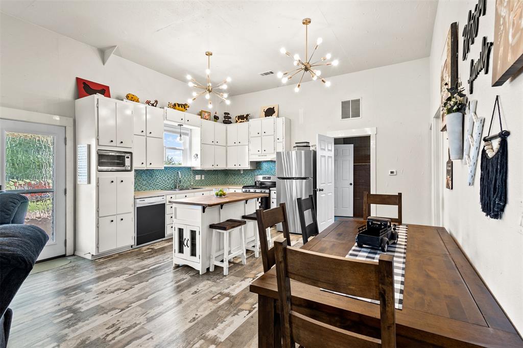 Meadowlark - Residential
