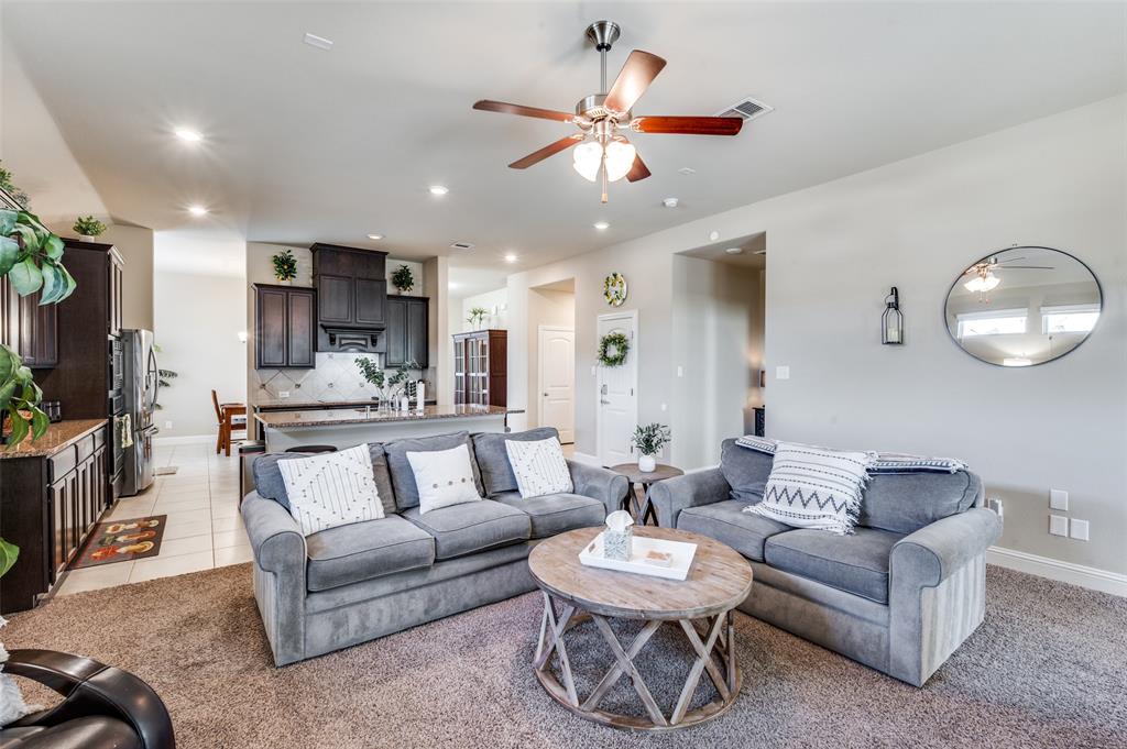 Woodridge Estates Ph - Residential