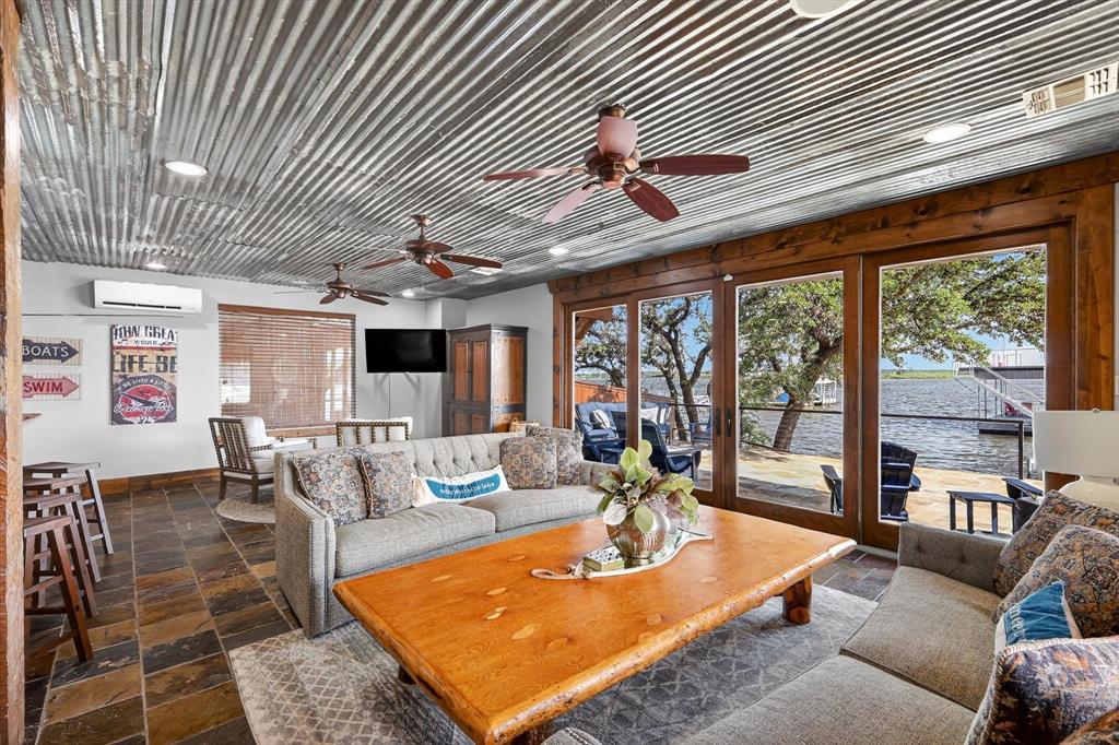 Pk Lake - Residential