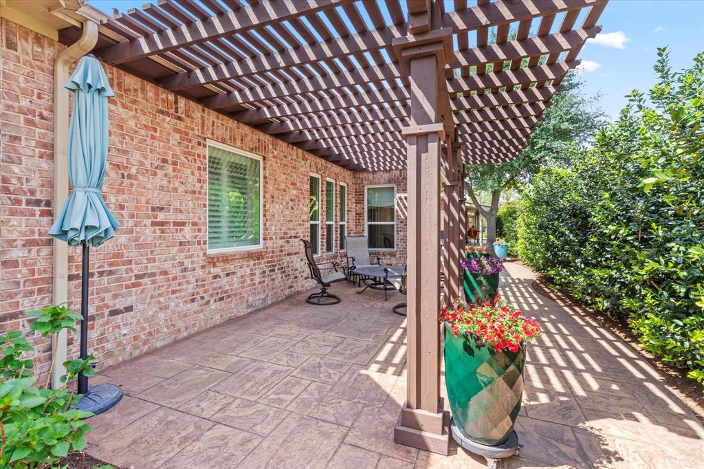 Frisco Lakes By Del Webb Villa - Residential