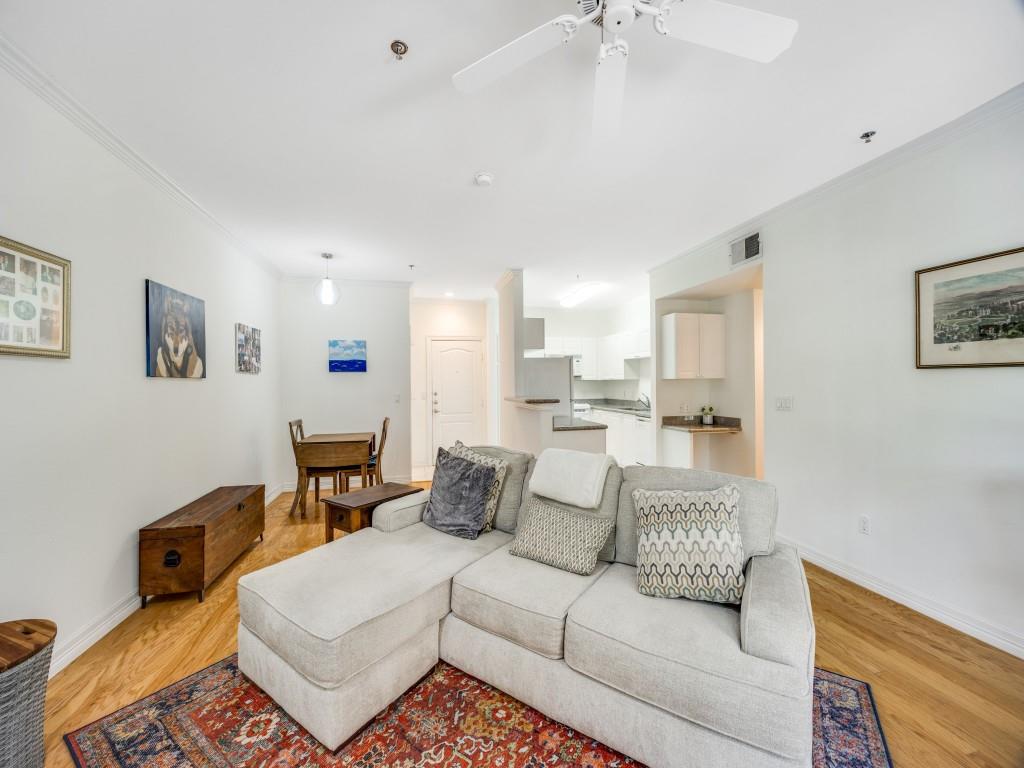 Wyndemere Condo - Residential