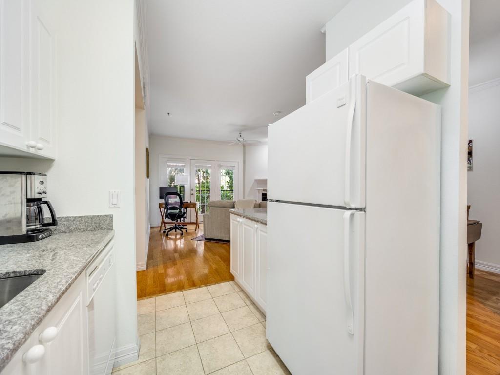Wyndemere Condo - Residential