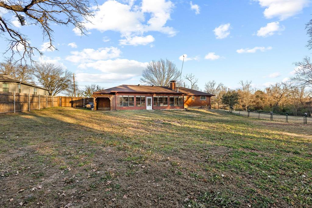 Simms B B - Residential