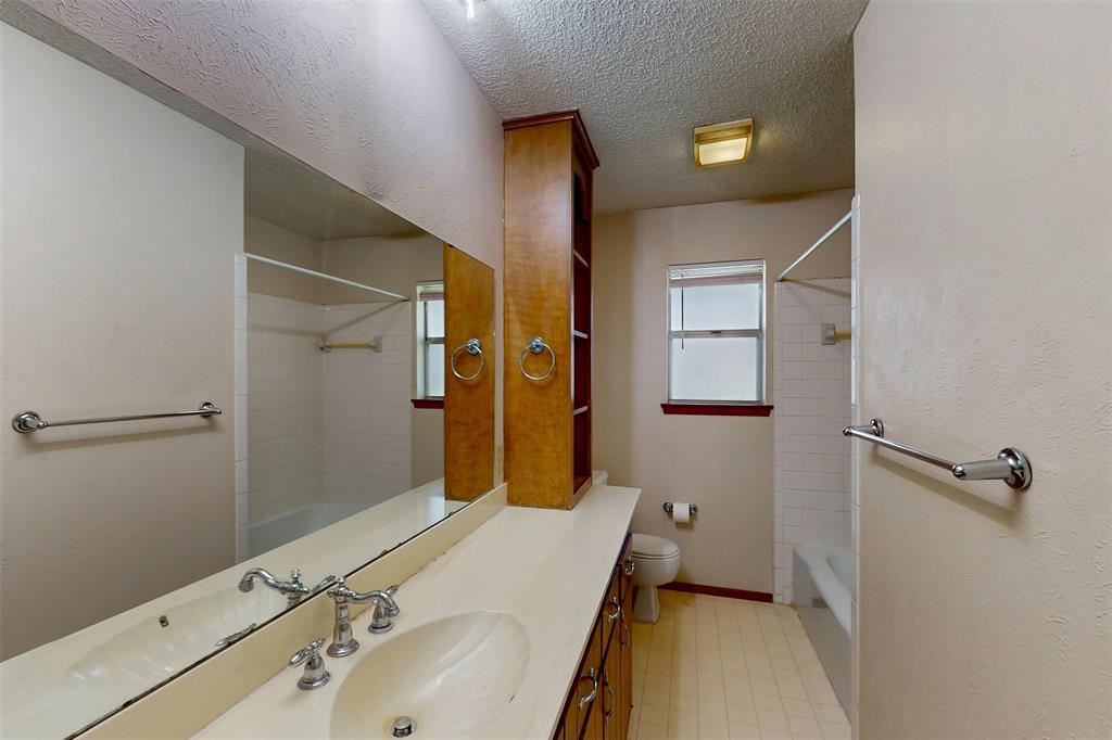 Oak Creek Estates - Residential