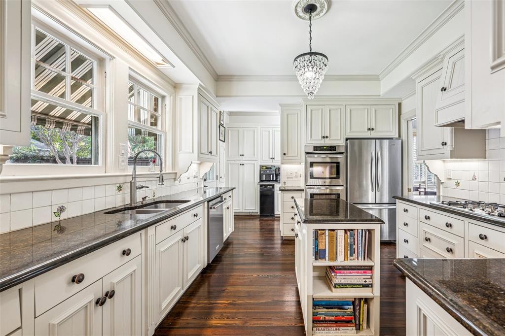 Mccarville & Bonds - Residential