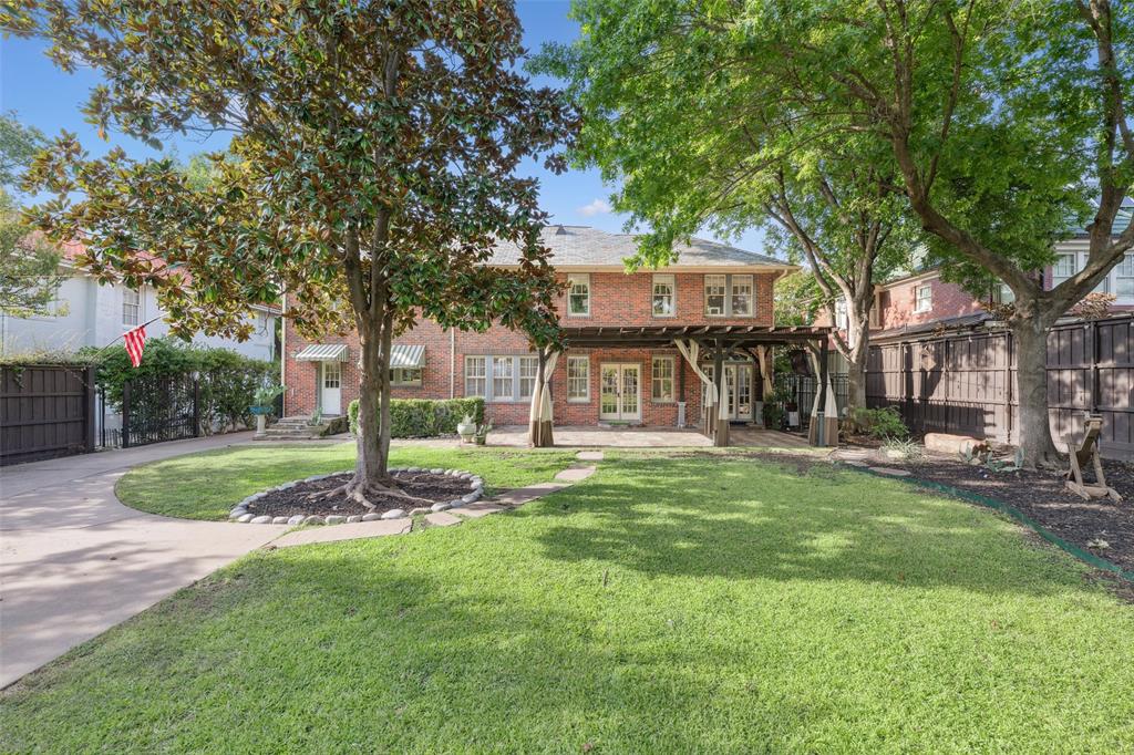 Mccarville & Bonds - Residential