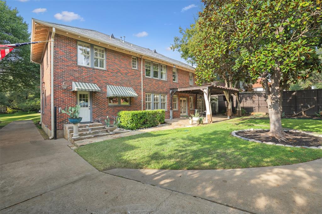 Mccarville & Bonds - Residential