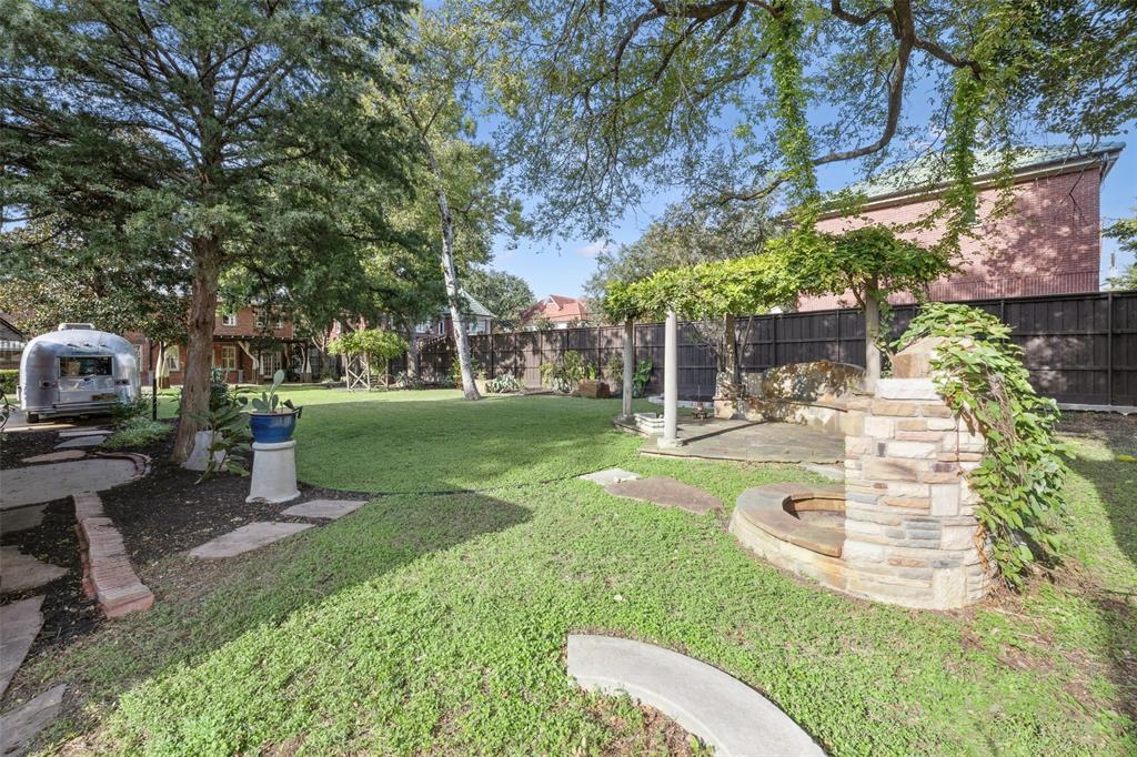 Mccarville & Bonds - Residential