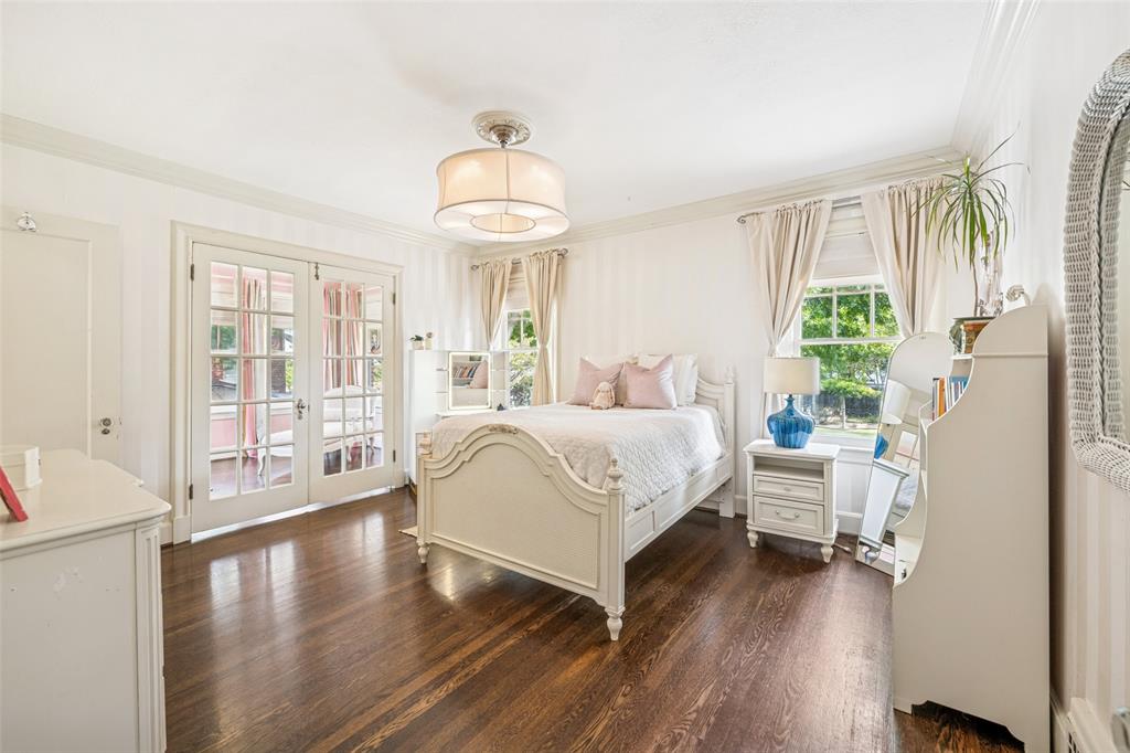 Mccarville & Bonds - Residential