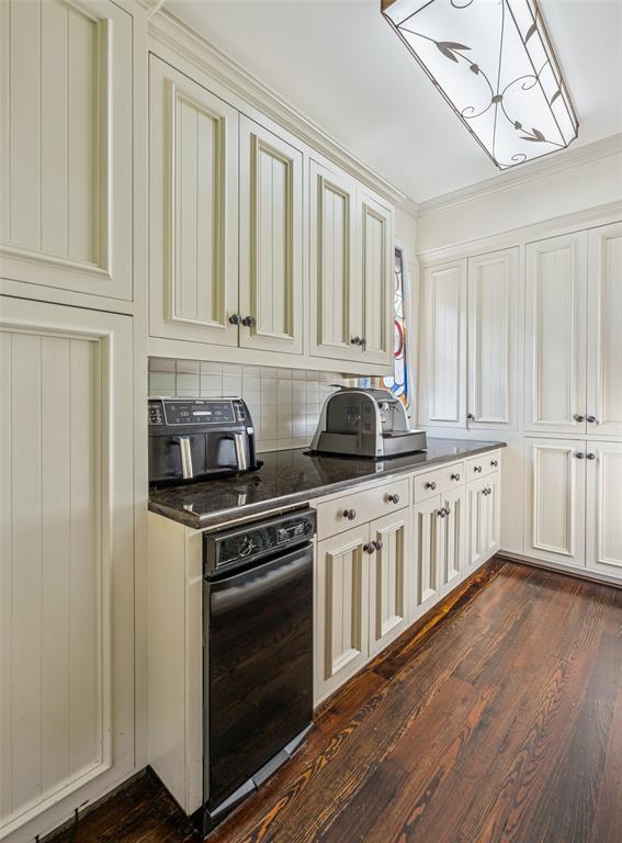 Mccarville & Bonds - Residential