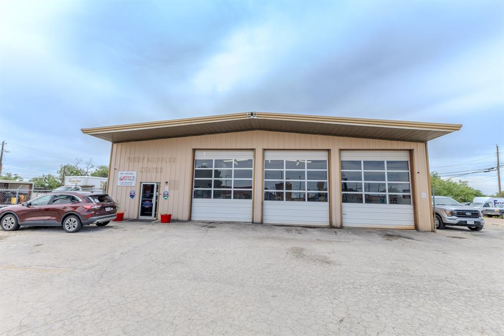 Less W Row - Commercial Sale