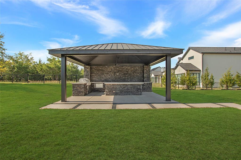 RIDGE LAKES PHASE 1 - Residential