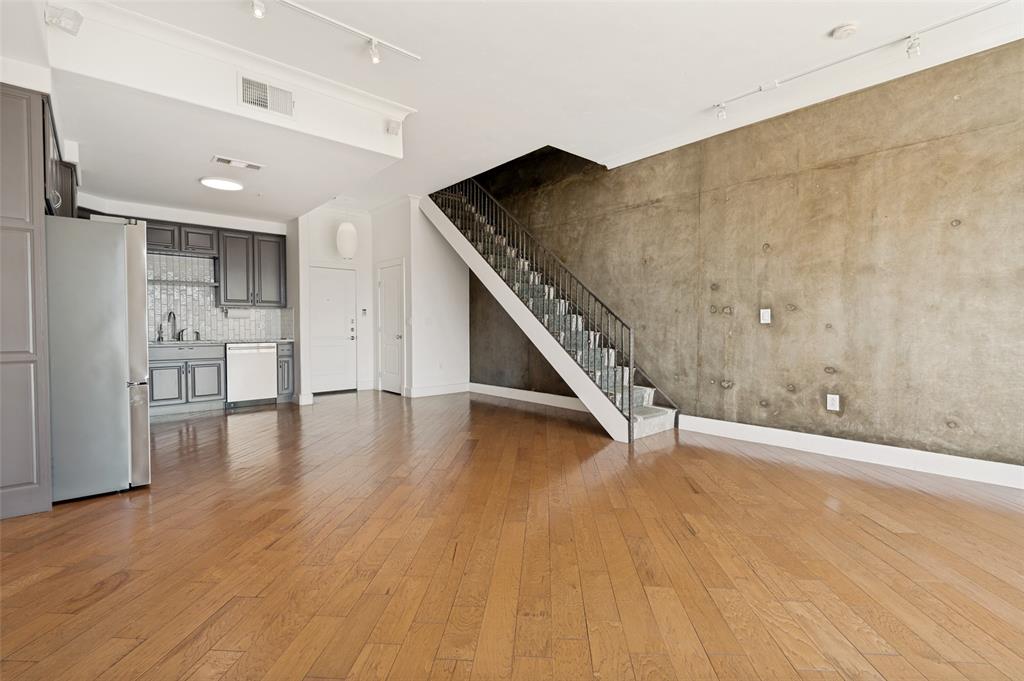 Renaissance On Turtle Creek Condo - Residential