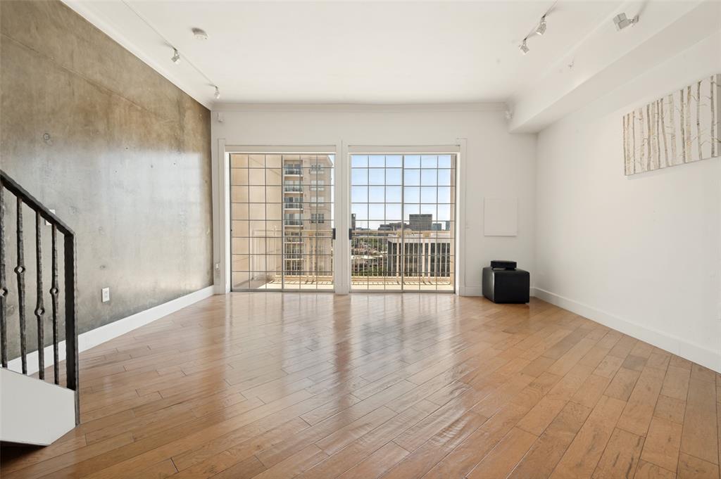 Renaissance On Turtle Creek Condo - Residential