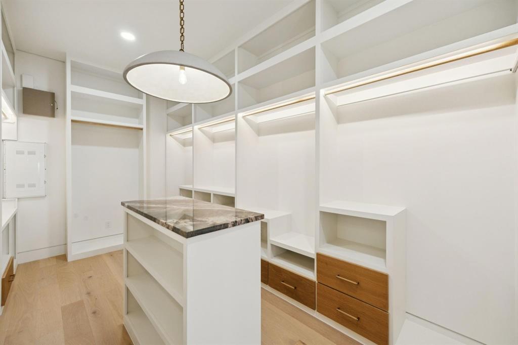 ROSS AVE ANNEX - Residential
