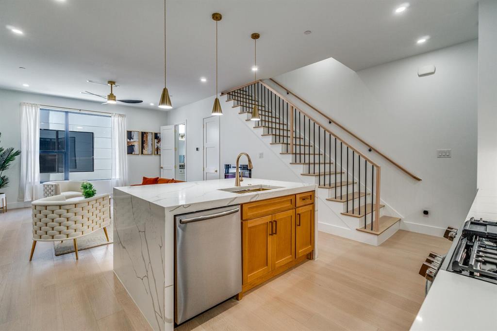 Dallas Land and Loan 03 - Residential