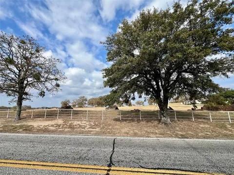 STALLION LAKE RANCH - Land