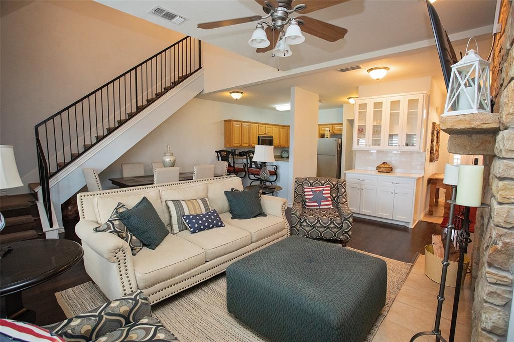 Eagle Point Condos - Residential