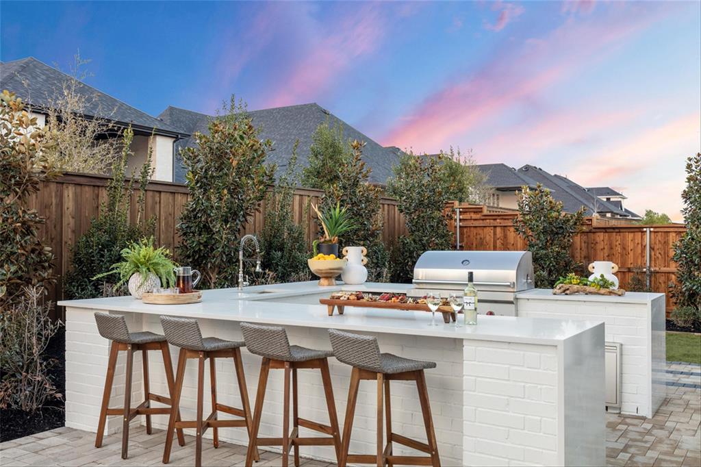Mustang Lakes Huntington - Residential