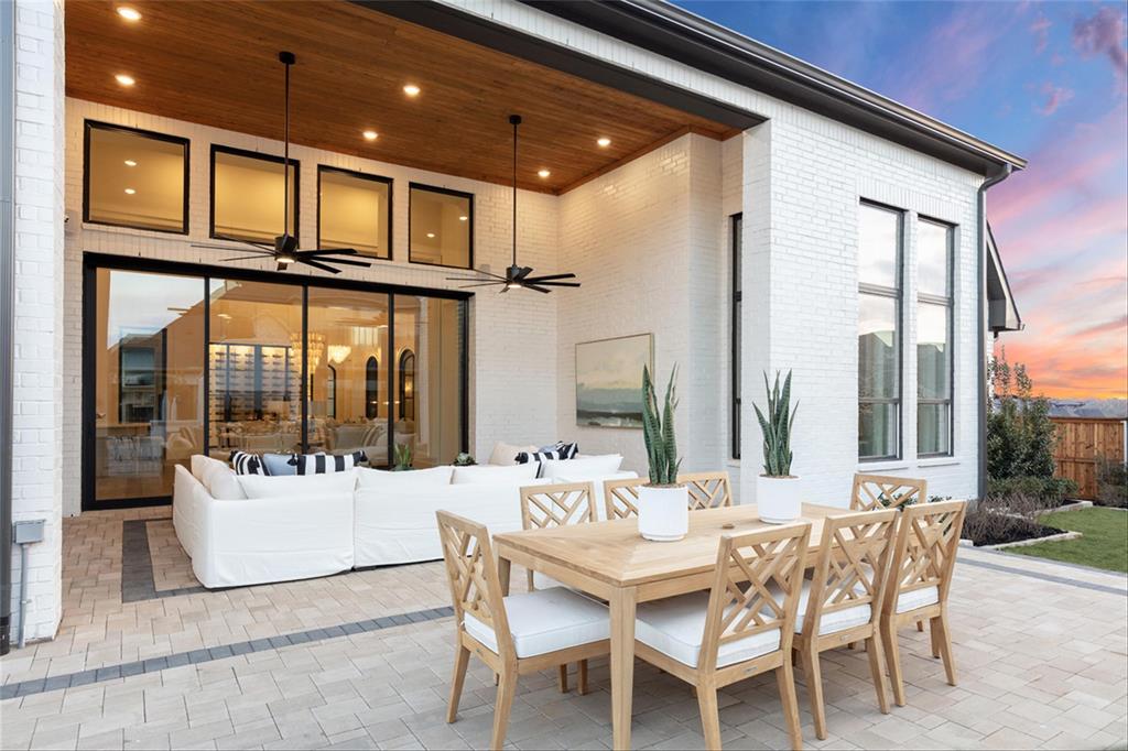 Mustang Lakes Huntington - Residential