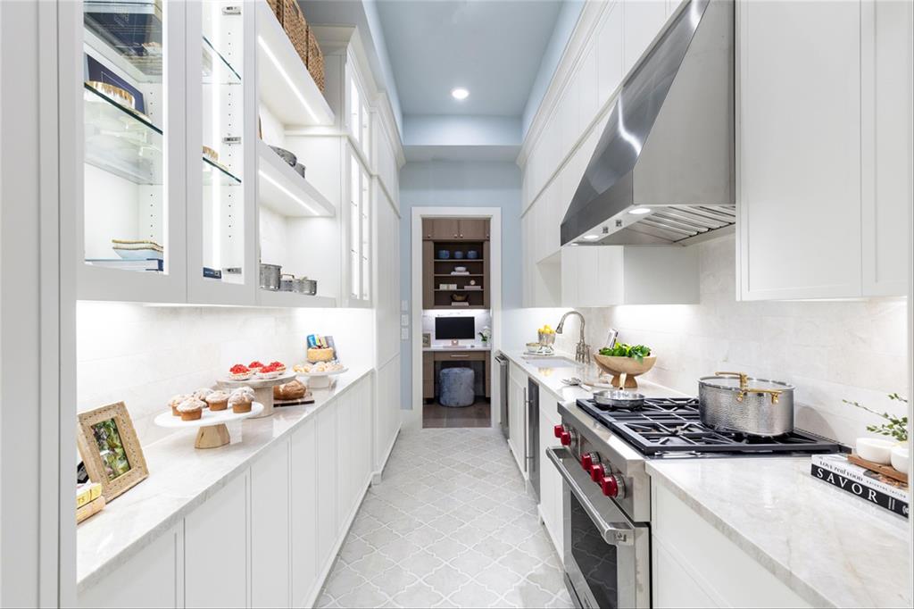 Mustang Lakes Huntington - Residential