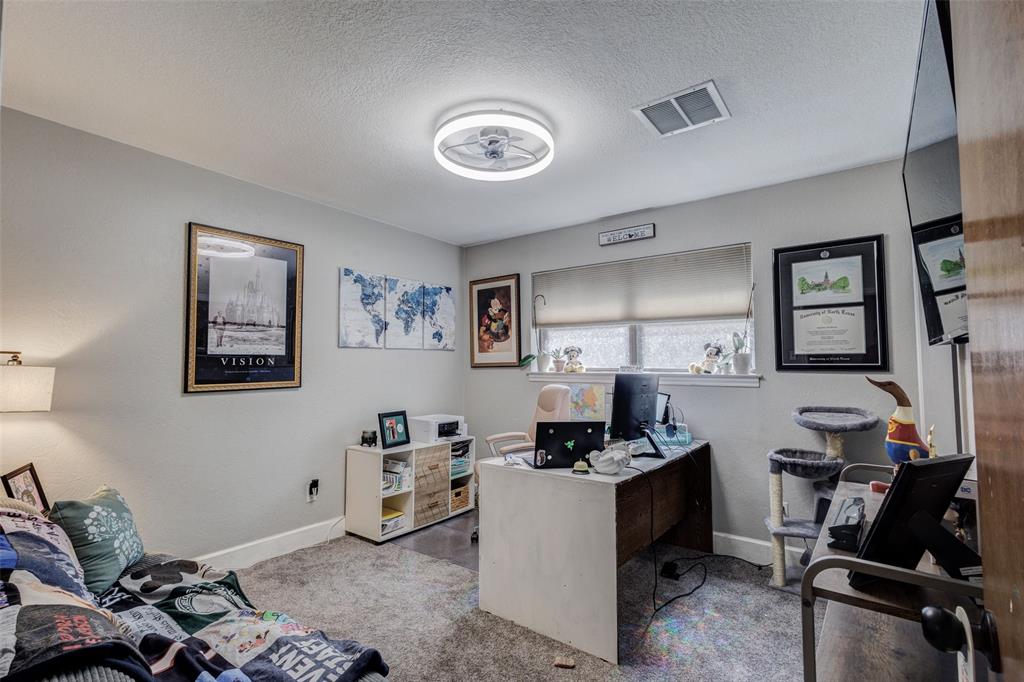 Lake Country Estates Add - Residential