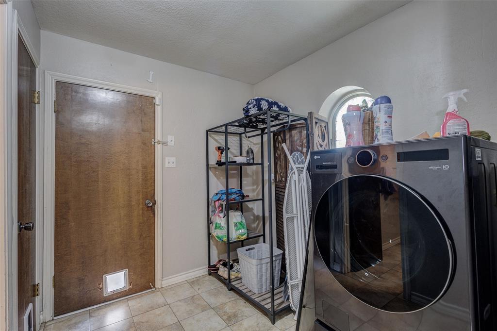 Lake Country Estates Add - Residential