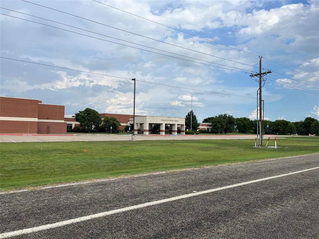 Trenton High Meadows - Land