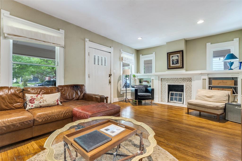 Winnetka Heights - Residential