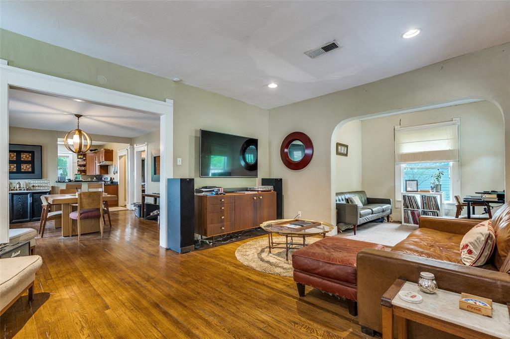 Winnetka Heights - Residential