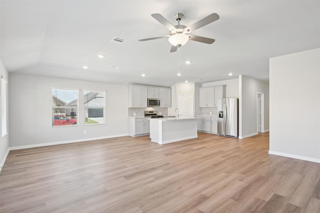 Lakehaven - Residential