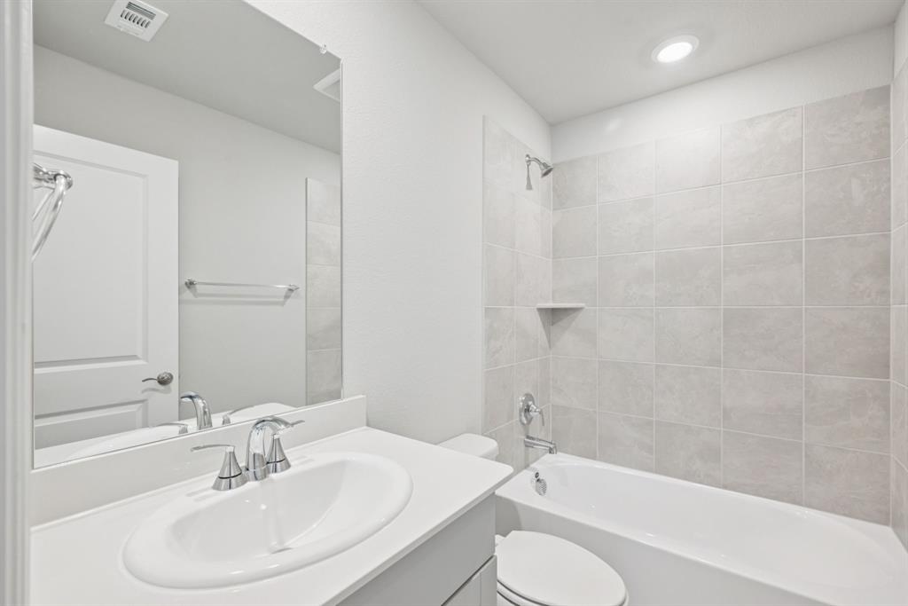 Lakehaven - Residential